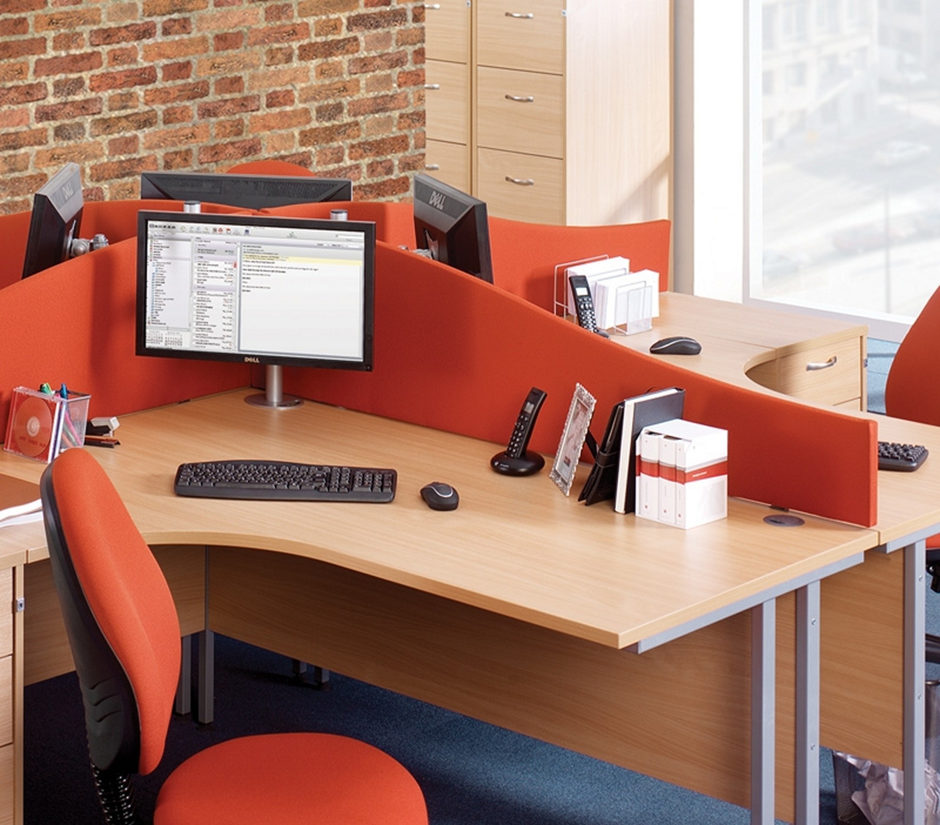 Wave Desk Mounted Screens